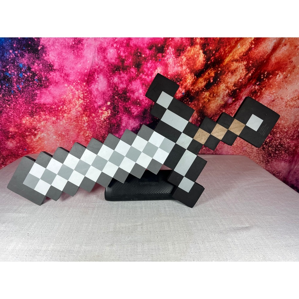 2013 ThinkGeek Minecraft Iron Sword Foam Prop Pixelated Cosplay Toy REA12RETAIL
